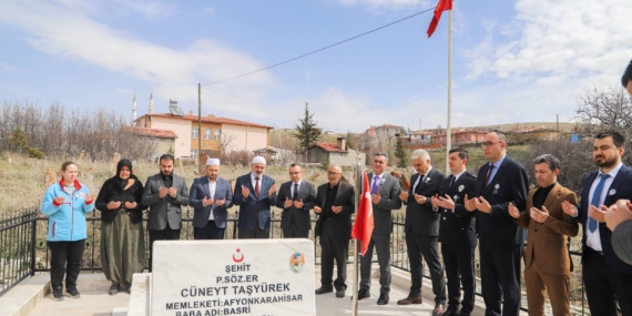 Çobanlar’da Şehit Kabirlerine Anlamlı Ziyaret